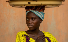 מתוך תערוכת "Women of Africa"  (צילום: אלה וולדמן)