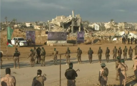 אזור החבירה להעברת החטופים 1.2.25 (צילום: צילום מסך אל-ג'זירה)
