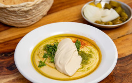 מנת חומוס (צילום: באדיבות חומוס יוסף)