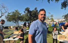 קלפי שהוצבה בעין גב  (צילום: באדיבות המועצה המקומית)