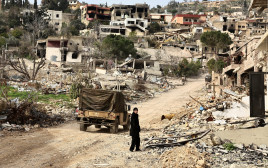 הרס בדרום לבנון (צילום: REUTERS/Emilie Madi)