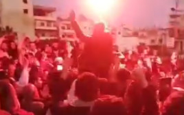 מחאות נגד השלטון החדש בסוריה  (צילום: צילום מסך)