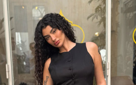 פרידה עוזיאל בצילומים לרנואר (צילום: פז ושובל טוויק)
