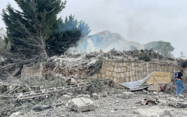 תקיפה בכפר תיבנית בדרום לבנון (צילום: רשתות ערביות, שימוש לפי סעיף 27 א')