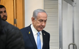 בנימין נתניהו בבית המשפט (צילום: יאיר שגיא)