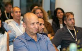 נפתלי בנט בוועידת הנגב (צילום: עוזיאל אברהם)