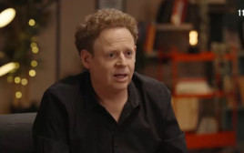 ליאור שליין ב"פגישה עם רוני קובן" (צילום: צילום מסך כאן 11)