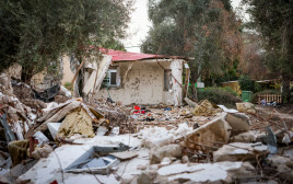 קיבוץ רעים לאחר הטבח (צילום: יוסי זמיר, פלאש 90)