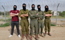 לוחמי גדוד 890 חוזרים לבארי (צילום: אבשלום ששוני)