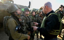 בנימין נתניהו ברצועת עזה (צילום: חיים צח, לע"מ)
