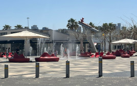 המזרקה בנמל תל אביב (צילום: מאיה כהן)