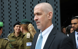 רונן בר (צילום: רויטרס)