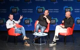 עמית סגל, חיים לוינסון (צילום: עידן גרוס)