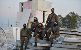 פיקוד העורף חילוץ והצלה (צילום: אבשלום ששוני)