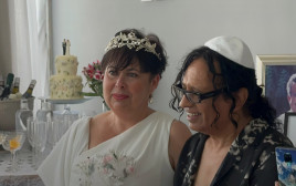 יזהר כהן מתחתן עם דיאנה צרפתי (צילום: מתוך טיקטוק)