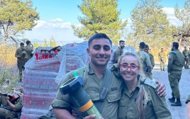 חגית אלון אלחרר ואמיתי אלון ז"ל (צילום: אלבום פרטי)
