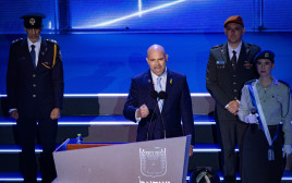 אמיר אוחנה בחזרות לטקס המשואות (צילום: יונתן זינדל, פלאש 90)