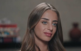 מייה שם בריאיון לאדוה דדון (צילום: באדיבות חדשות 12)