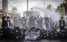 הפגנות חרדים נגד חוק הגיוס (צילום: חיים גולדברג, פלאש 90)