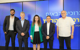 השקת המתקן שיהפוך אשפה לאנרגיה בנגב, השרה עידית סילמן וראש עיריית באר שבע רוביק דנילוביץ' (צילום: רונן חורש, לע"מ)