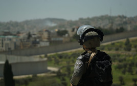 לוחמת מג"ב איו"ש (צילום: דוברות המשטרה)