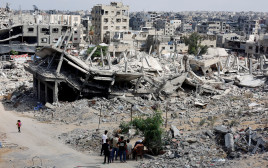 הרס ברצועת עזה (צילום: REUTERS/Mohammed Salem)