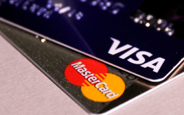 Visa ו-Mastercard (צילום: רויטרס)