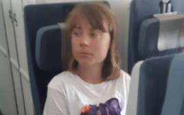 גרטה טונברי על הטיסה לצרפת (צילום: משרד החוץ)