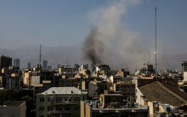 תקיפה באיראן (צילום: Hamid Amlashi/WANA (West Asia News Agency) via REUTERS)