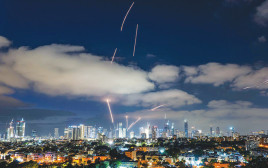 יירוטים (צילום: מתניה טאוסיג, פלאש 90)