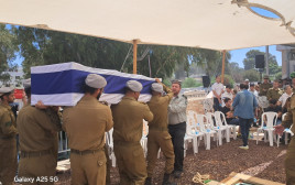 הלוויית סגן מתן שי ישינובסקי (צילום: משה כהן)