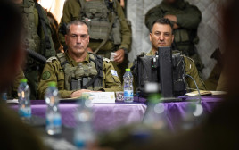 הרמטכ"ל, רב-אלוף אייל זמיר, בסיור והערכת מצב ברצועת עזה (צילום: דובר צה"ל)