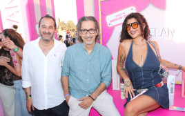 פרידה עוזיאל עם אלי שגיב מנכ"ל לוריאל ישראל ואילן נקש  (צילום: ניר פקין)