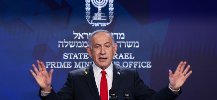 ראש הממשלה בנימין נתניהו במסיבת עיתונאים. 21.5.25 (צילום: אלכס קולומויסקי, פול)