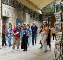 תיירים בירושלים (צילום: מרק ישראל סלם)