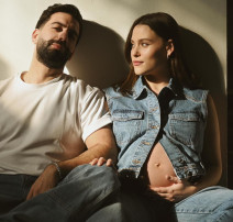 אליעד נחום ואשתו נווה בהריון  (צילום: ערן לוי)