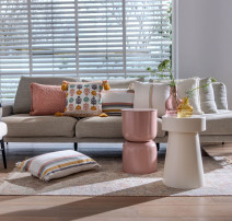 FOX HOME, שולחנות צד 649.90-599.90 שקל (צילום: דניאל לילה)