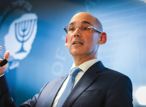 נגיד בנק ישראל הפרופ' אמיר ירון (צילום: פלאש 90)