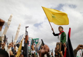 תומכי חיזבאללה (צילום: רויטרס)