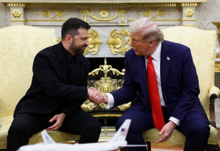 דונלד טראמפ, וולודימיר זלנסקי בבית הלבן (צילום: רויטרס)
