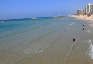 חוף ים בתל אביב (צילום: יוסי זליגר, פלאש 90)