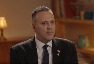 מיקי זוהר ב"פגישה עם רוני קובן" (צילום: באדיבות כאן 11)