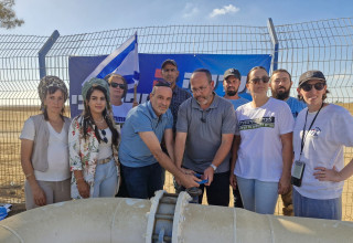 משפחות החטופים ומובילי המחאות סוגרות את ברז המים לעזה (צילום: שימוש חופשי)