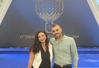 נוי פרי ואליאסף פרץ  (צילום:  עמותת האחים שלנו)