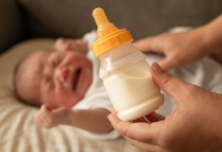 פורמולות לתינוקות. להימנע לפחות בימים הראשונים (צילום: שאטרסטוק)