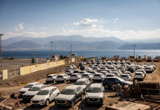 מכוניות חדשות בנמל אילת, השנה. ירידה בולטת במיוחד נרשמה בייבוא מכוניות חשמליות (צילום: חיים גולדברג פלאש 90)