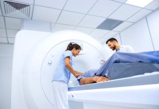 בדיקת CT - קרינה נמוכה ואבחון מוקדם  (צילום: שאטרסטוק)
