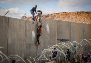 שוהים בלתי חוקיים (צילום: פלאש 90)