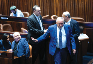 אביגדור ליברמן וגדי איזנקוט  (צילום: יונתן זינדל, פלאש 90)