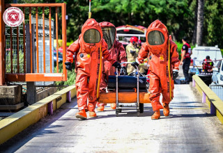 תרגיל חומרים מסוכנים במפעל שטראוס (צילום: כבאות והצלה)